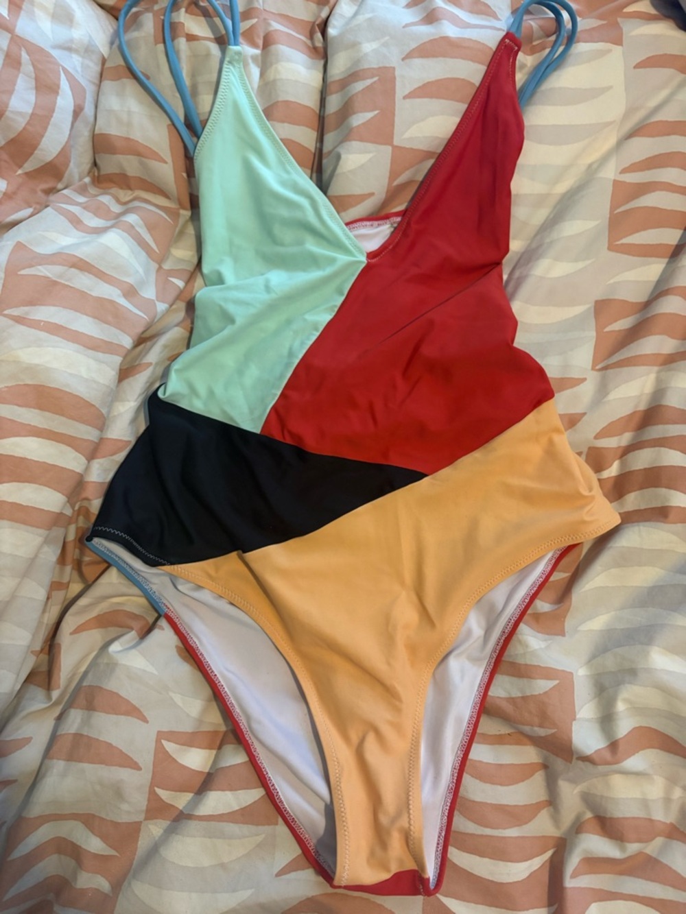 Colorblock women’s XXL One-Piece Swimsuit in Red, Mint, Black, Peach